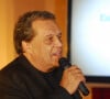 Ex-diretor da Globo Dennis Carvalho apresenta quadro de infecção generalizada