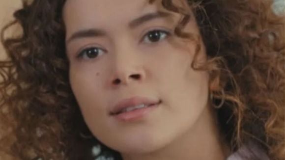 HOJE em 'Força de Mulher' (12 de junho): Nem no Natal Sirin se regenera! Vilã apronta nova maldade contra os filhos de Bahar